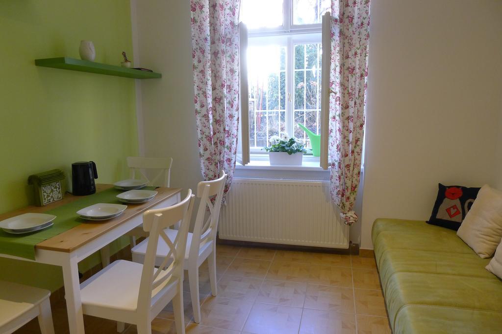 Condo Vinohrady II Prague Room photo